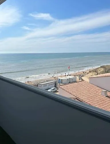 Face Pieds Dans L'eau Daire *